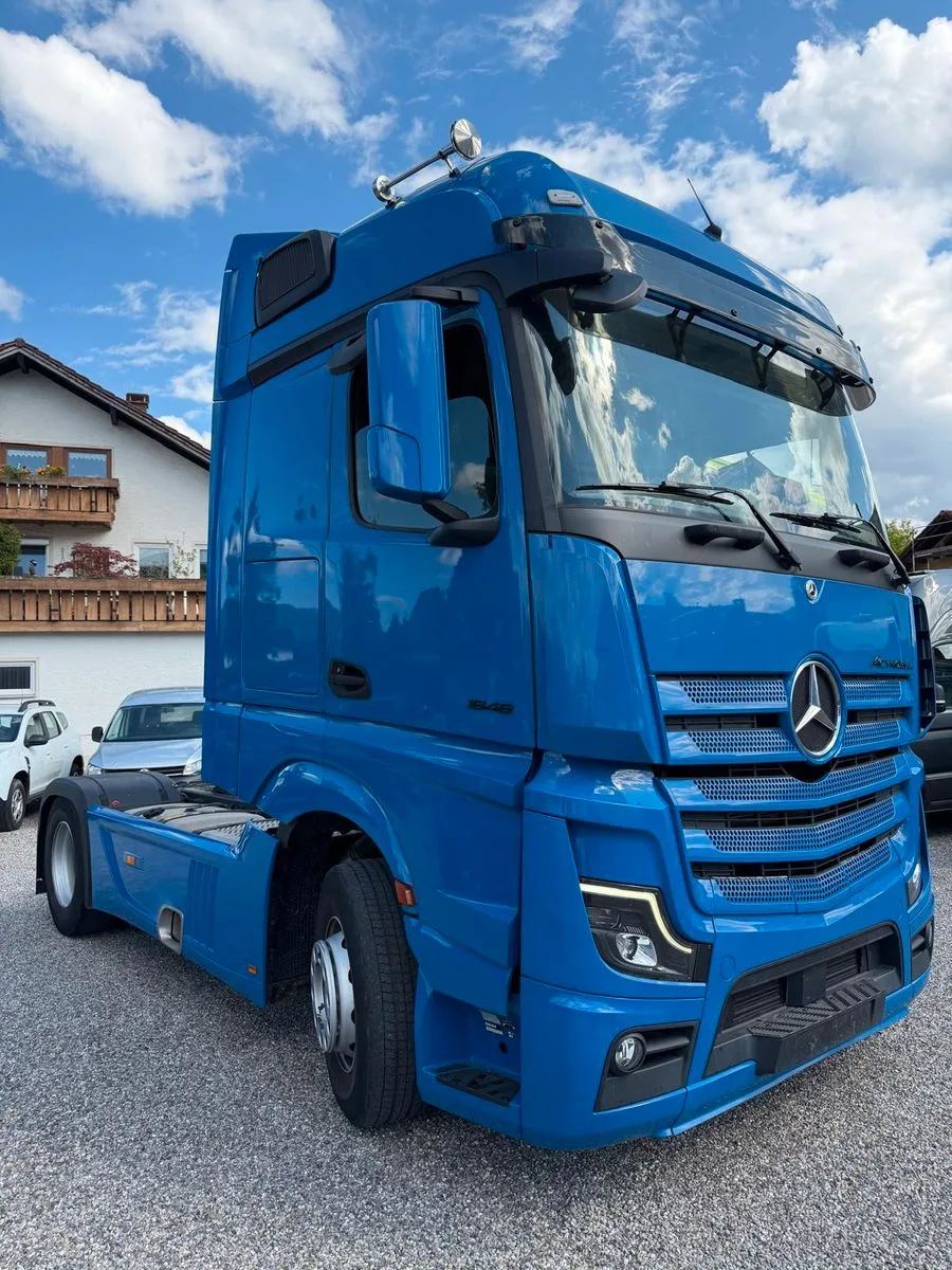 Mercedes-Benz Actros 5 1848 — Ansicht 1